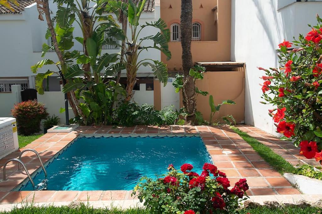 Dom wakacyjny Beautiful And Quiet Family Townhouse In Great Location *
